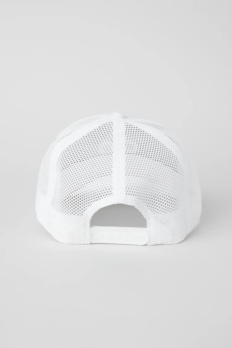 DISTRICT TRUCKER HAT